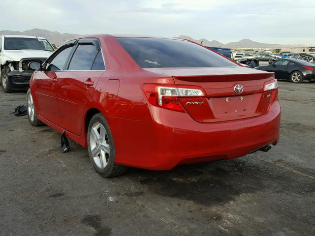 4T1BF1FKXCU587533 - 2012 TOYOTA CAMRY BASE RED photo 3