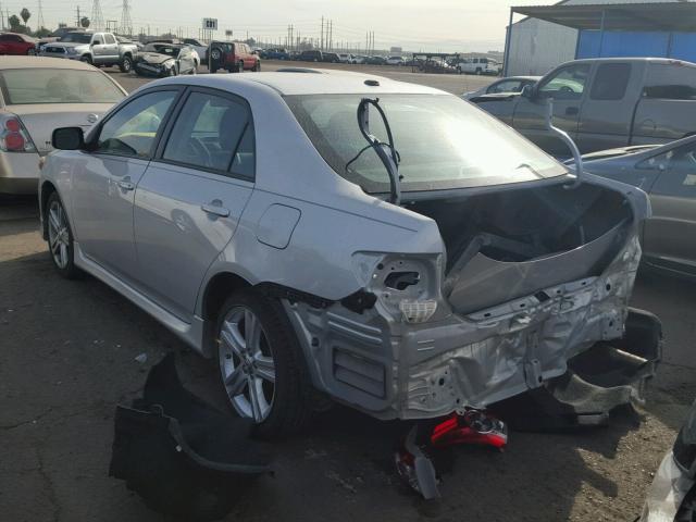 2T1BU4EE7DC988107 - 2013 TOYOTA COROLLA BA SILVER photo 3