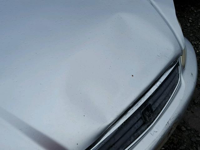 2HGEJ6612YH566143 - 2000 HONDA CIVIC BASE 银色 照片 9