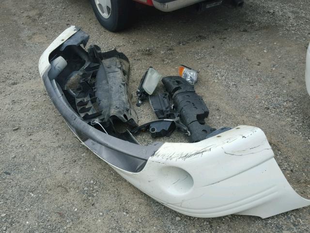 1G2WP52K62F133349 - 2002 PONTIAC GRAND PRIX თეთრი ფოტო 9