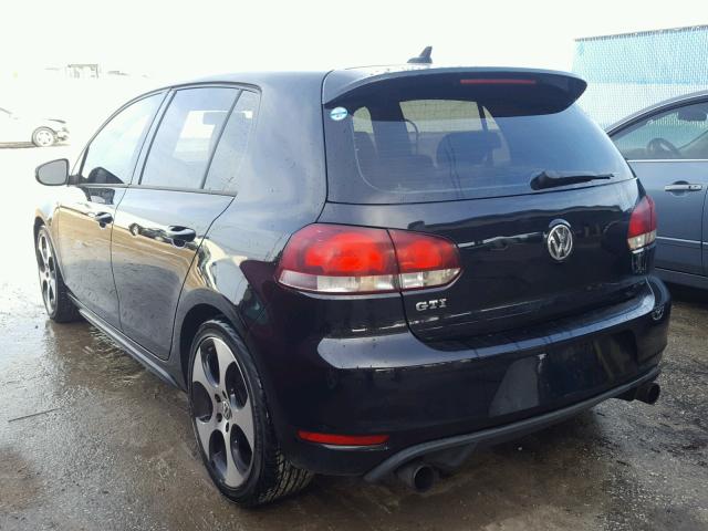 WVWHV7AJ6AW199932 - 2010 VOLKSWAGEN GTI BLACK photo 3