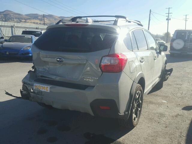 JF2GPADCXHH267567 - 2017 SUBARU CROSSTREK GREEN photo 4