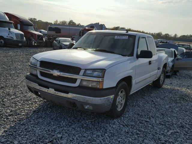 1GCEC19T73Z221417 - 2003 CHEVROLET SILVERADO WHITE photo 2