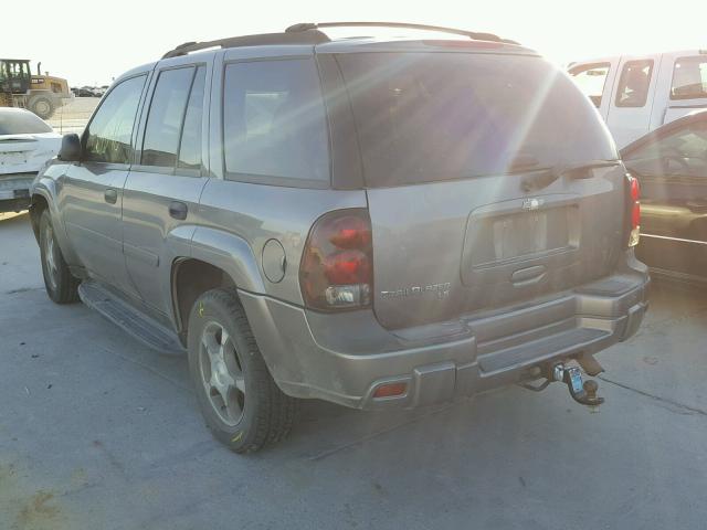 1GNDT13S672195264 - 2007 CHEVROLET TRAILBLAZE BROWN photo 3