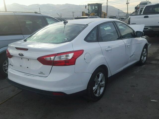 1FADP3F25EL413406 - 2014 FORD FOCUS SE WHITE photo 4