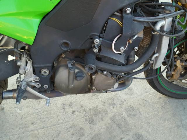 JKAZXCC195A031686 - 2005 KAWASAKI NINJA ZX 1 GREEN photo 7