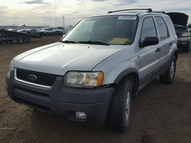 1FMYU04142KB12765 - 2002 FORD ESCAPE XLT SILVER photo 2