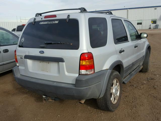 1FMYU04142KB12765 - 2002 FORD ESCAPE XLT SILVER photo 4