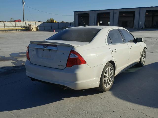 3FAHP0JG4BR318979 - 2011 FORD FUSION SEL WHITE photo 4