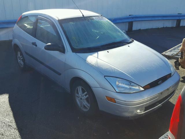 3FAFP3138YR246053 - 2000 FORD FOCUS ZX3 SILVER photo 1