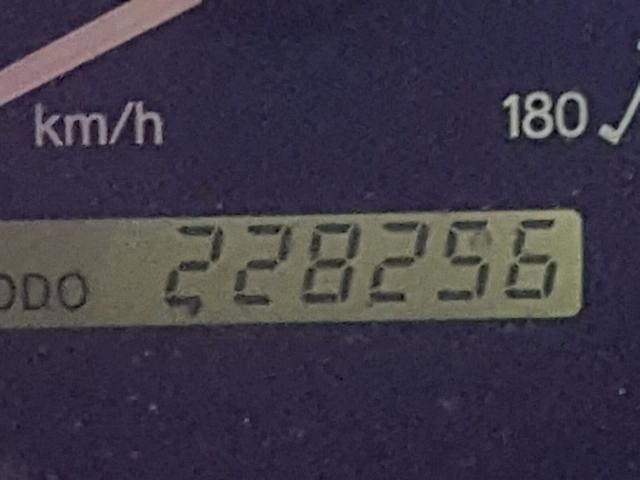 1NXBR12E2YZ325391 - 2000 TOYOTA COROLLA VE TAN photo 8