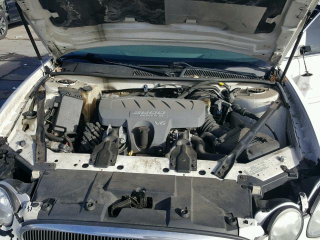 2G4WC532651324086 - 2005 BUICK LACROSSE C WHITE photo 7