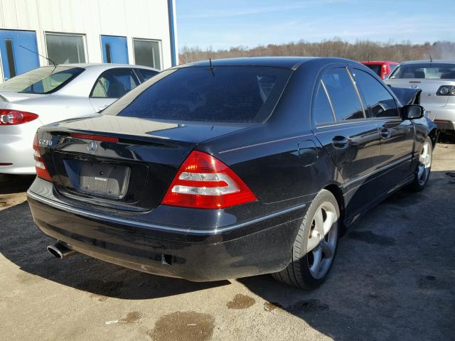 WDBRF52H96A917042 - 2006 MERCEDES-BENZ C GENERATI BLACK photo 4