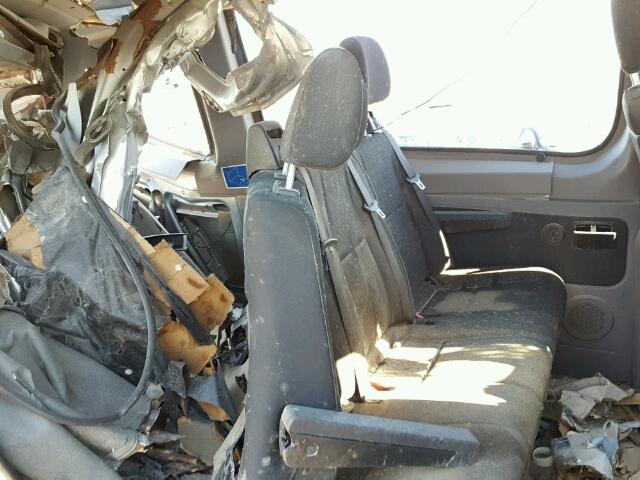 WDZPE7DC9F5945652 - 2015 MERCEDES-BENZ SPRINTER 2 SILVER photo 6