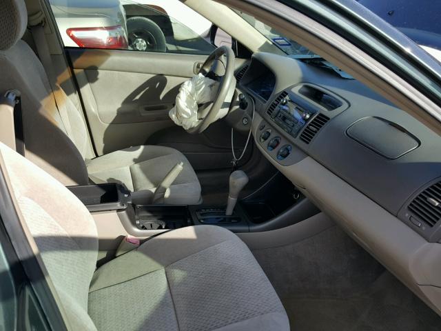 4T1BE32K84U262921 - 2004 TOYOTA CAMRY LE 绿色 照片 5