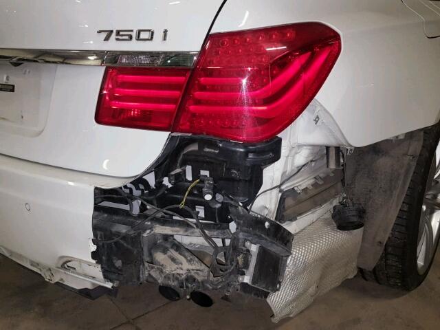 WBAKC6C52CC395986 - 2012 BMW ALPINA B7 Weiß Foto 9