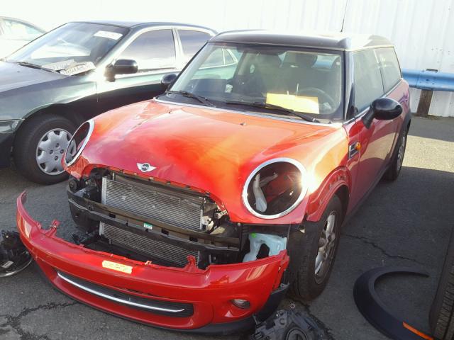 WMWZF3C59ET492688 - 2014 MINI COOPER CLU RED photo 2