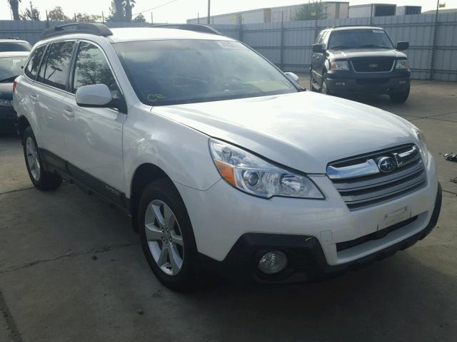 4S4BRBDC6E3289689 - 2014 SUBARU OUTBACK 2. WHITE photo 1