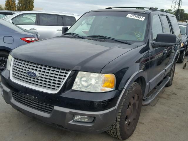 1FMFU15L54LA29467 - 2004 FORD EXPEDITION BLACK photo 2