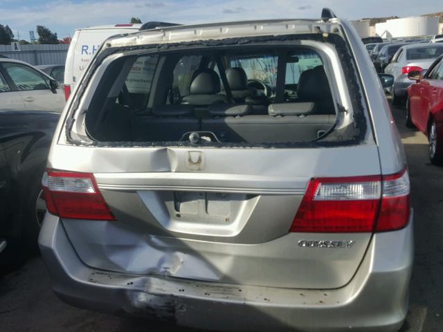 5FNRL38775B126849 - 2005 HONDA ODYSSEY EX WHITE photo 9