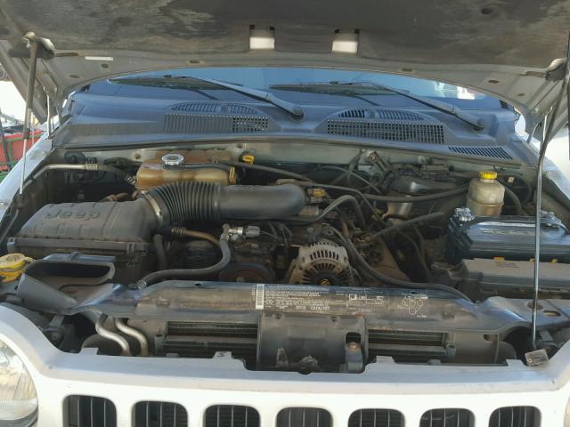 1J8GL48K25W654742 - 2005 JEEP LIBERTY SP SILVER photo 7