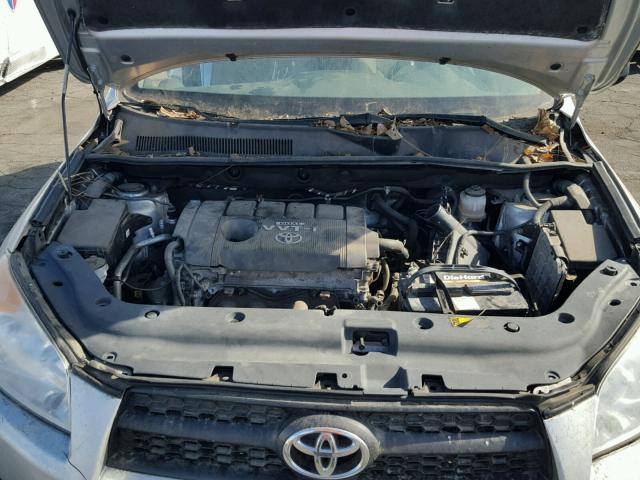 2T3BF4DV1AW080314 - 2010 TOYOTA RAV4 SILVER photo 7