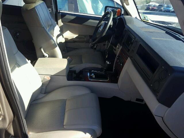 1J8HG58256C276224 - 2006 JEEP COMMANDER 棕色 照片 5