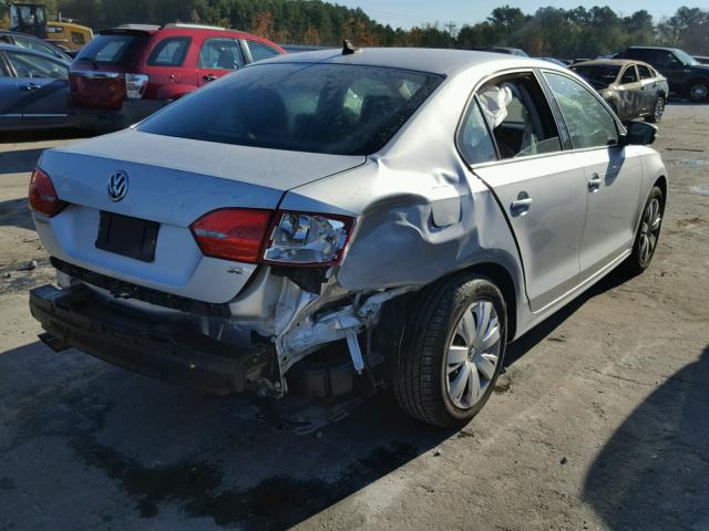 3VWD17AJ4EM213467 - 2014 VOLKSWAGEN JETTA SE SILVER photo 4