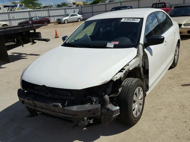 3VW1K7AJ1BM029695 - 2011 VOLKSWAGEN JETTA BASE WHITE photo 2