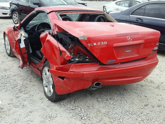 WDBKK49F52F250043 - 2002 MERCEDES-BENZ SLK 230 KO RED photo 3