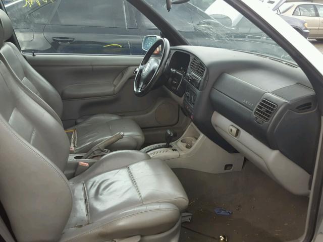 3VWDC21V82M806311 - 2002 VOLKSWAGEN CABRIO GLX 银色 照片 5