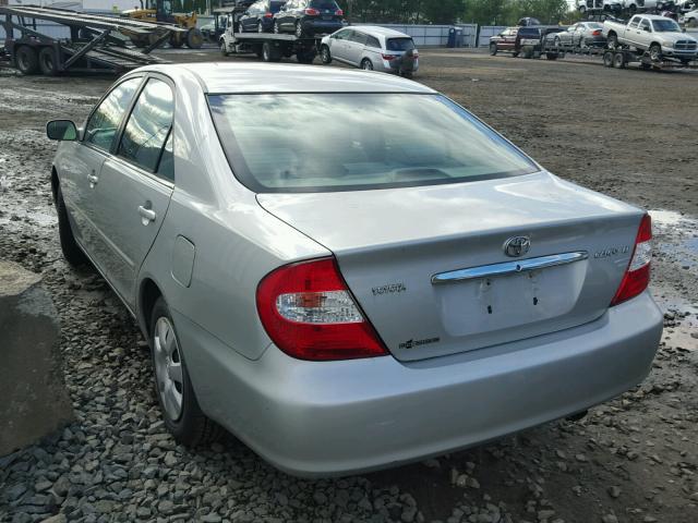 4T1BE32KX3U259629 - 2003 TOYOTA CAMRY LE SILVER photo 3