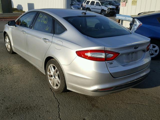 3FA6P0H77GR316065 - 2016 FORD FUSION SE SILVER photo 3