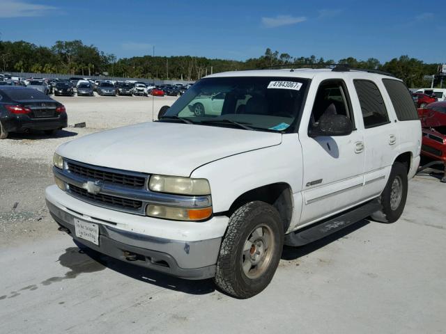 1GNEC13ZX2R255287 - 2002 CHEVROLET TAHOE C150 WHITE photo 2