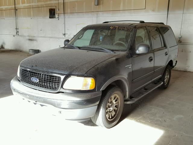 1FMRU15W21LA32930 - 2001 FORD EXPEDITION BLACK photo 2