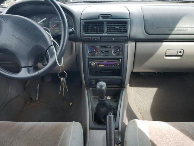 JF1SF656X1G735221 - 2001 SUBARU FORESTER S SILVER photo 9