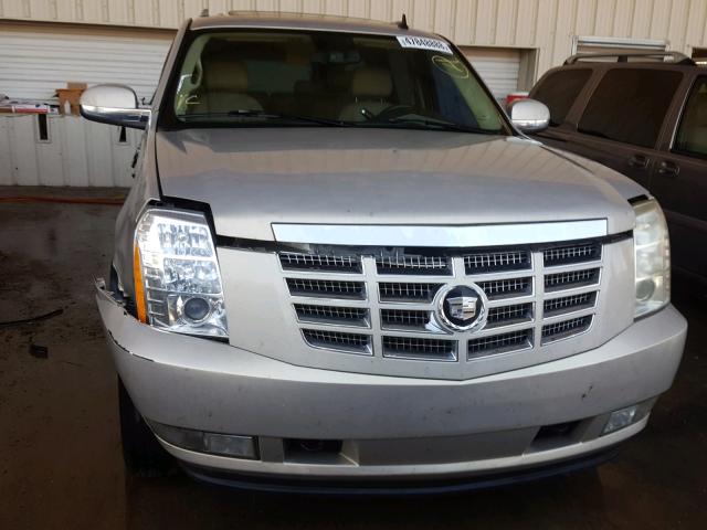 1GYFK66857R247387 - 2007 CADILLAC ESCALADE E GOLD photo 9