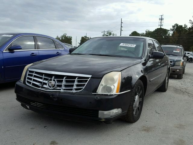 1G6KD57Y58U123984 - 2008 CADILLAC DTS BLACK photo 2