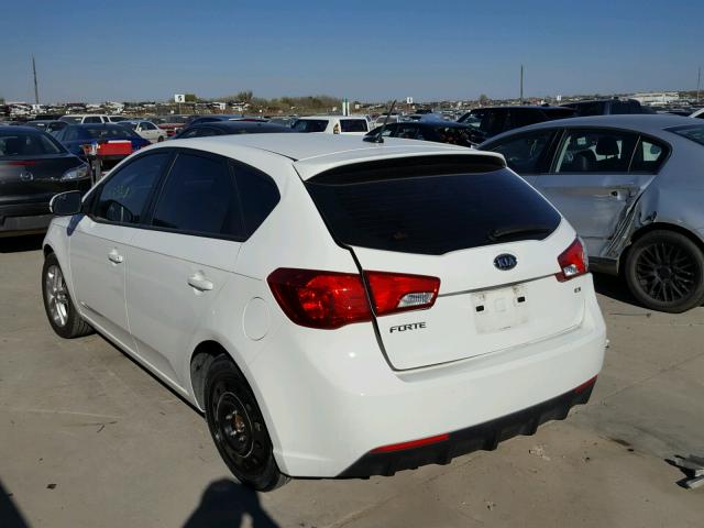 KNAFU5A21C5480498 - 2012 KIA FORTE EX WHITE photo 3