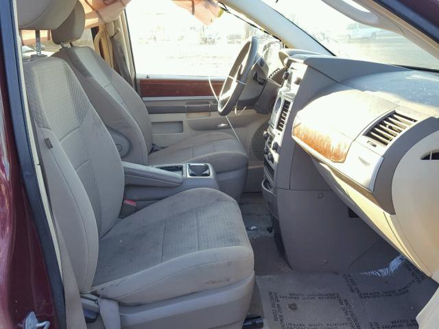 2A8HR54139R617882 - 2009 CHRYSLER TOWN & COU Bordo foto 5