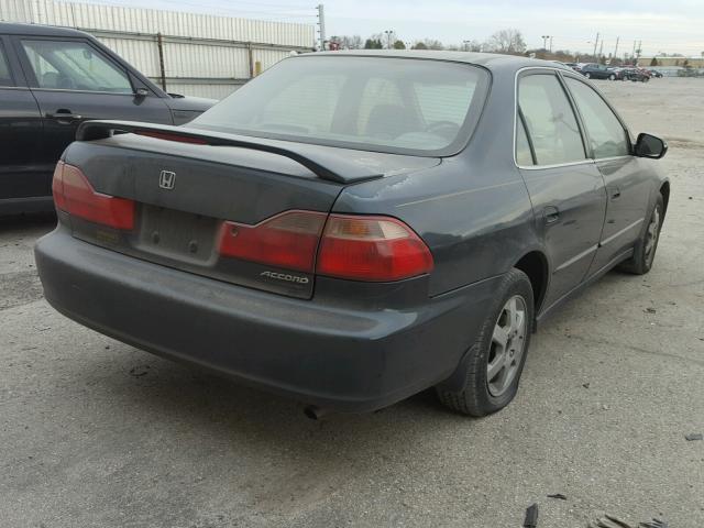 1HGCG5675YA060132 - 2000 HONDA ACCORD SE GREEN photo 4