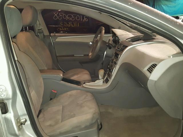 1G1ZC5EU6BF192315 - 2011 CHEVROLET MALIBU 1LT ვერცხლისფერი ფოტო 5