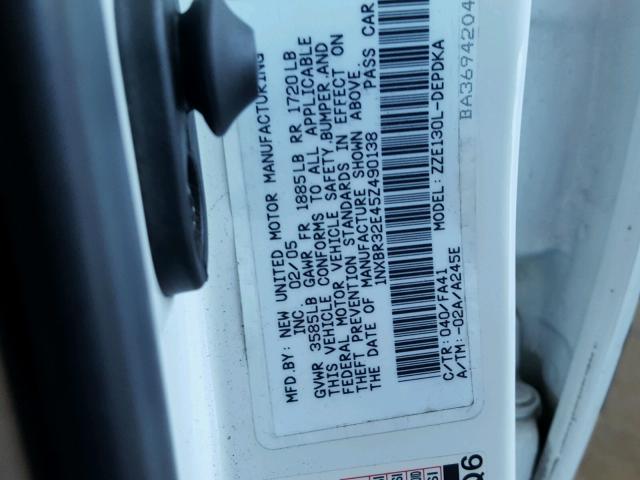 1NXBR32E45Z490138 - 2005 TOYOTA COROLLA CE WHITE photo 10