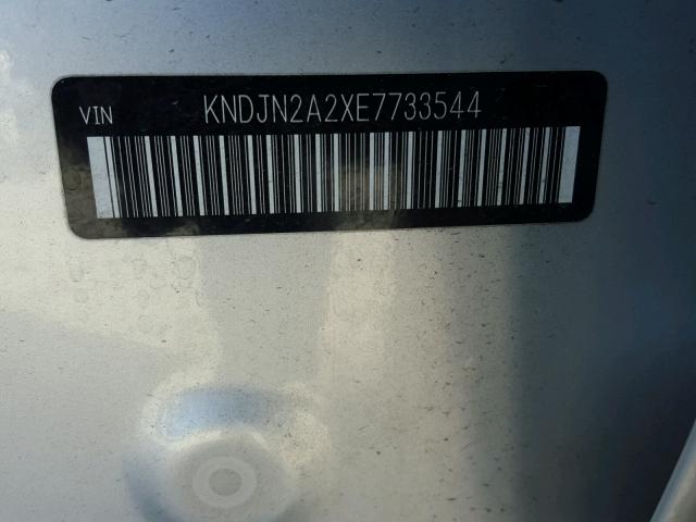 KNDJN2A2XE7733544 - 2014 KIA SOUL SILVER photo 10