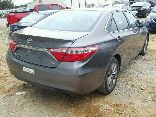 4T1BF1FK3HU437349 - 2017 TOYOTA CAMRY LE GRAY photo 4