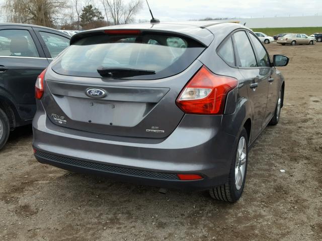 1FADP3K21DL106366 - 2013 FORD FOCUS SE GRAY photo 4