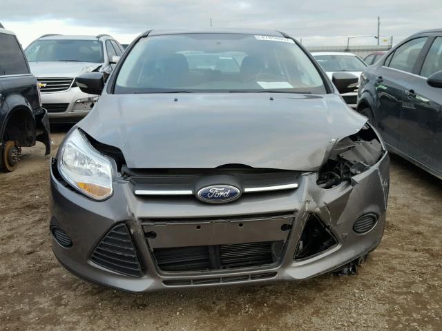 1FADP3K21DL106366 - 2013 FORD FOCUS SE GRAY photo 9