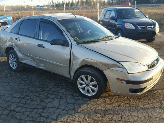 1FAFP34N37W152686 - 2007 FORD FOCUS ZX4 GOLD photo 1