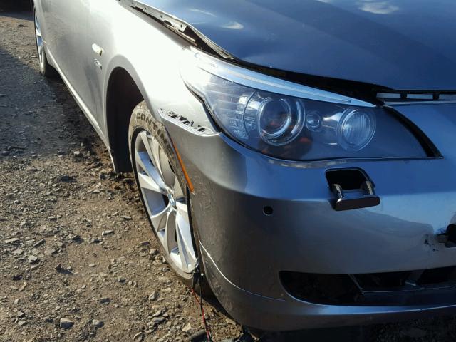 WBANV9C55AC139475 - 2010 BMW 535 XI GRAY photo 9