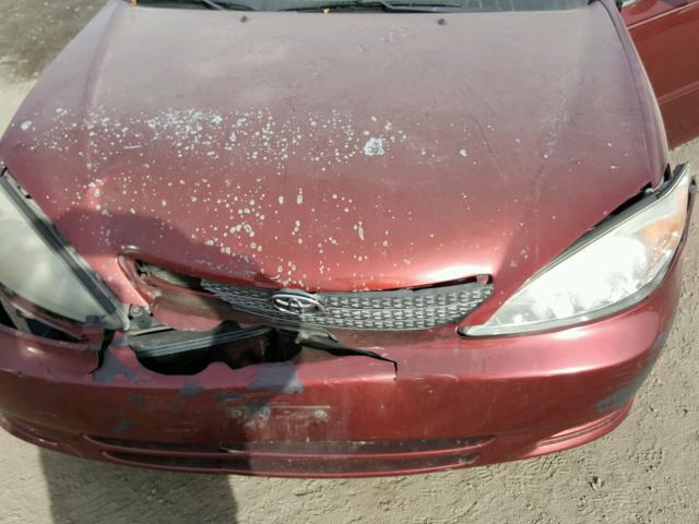 4T1BE32K22U563276 - 2002 TOYOTA CAMRY LE RED photo 7